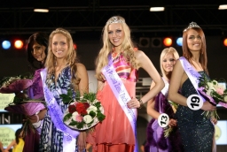 Jolanta Gzik, Agata Drywa, Żaneta Sitko, Paulina Peterman i Katarzyna Kwiatkowska 