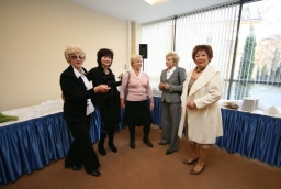 Barbara Bartkowiak, autorka książki (1. z prawej) 