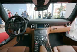Mercedes SLS AMG w szczecińskim salonie Mojsiuk Mercedes-Benz /fot. mab/ 