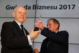 Kazimierz Mojsiuk (Grupa Mojsiuk) i Włodzimierz Abkowicz (redaktor naczelny Świata Biznesu)  /fot.: ABES / 