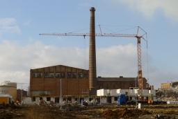 Zrujnowane budynki Cukrowni Szczecin są obecnie rozbierane. Przebudowany i rozbudowany zostanie jedynie budynek dawnej suszarni.  /fot.: mab / 