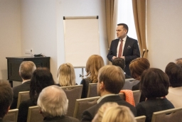 Krzysztof Wojtowicz, director, Tax Advisory Department Deloitte, promises to organize one more meeting   /fot.: ak / 