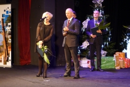Klaus Roppel, prezes spółki Drobimex odbiera nagrodę w kategorii Produkt Roku  /fot.: AK / 