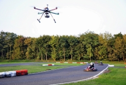 Quadrocopter w locie  /fot.: Drone Design / 