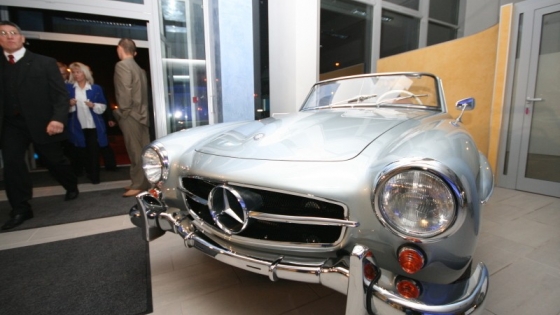Ozdobą salonu Mercedes-Benz Mojsiuk był model 190 SL 