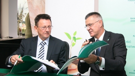 Zbigniew Wielgosz, prezes GBS Banku i Mirosław Potulski, prezes BPS SA /fot. mab/ 