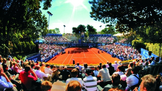 Turniej co roku przyciąga tysiące fanów tenisa /fot. archiwum/ 