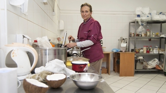 Magda Lachowicz, właścicielka firmy Prasad oferującej roślinny catering na terenie Szczecina /fot.: ak / 