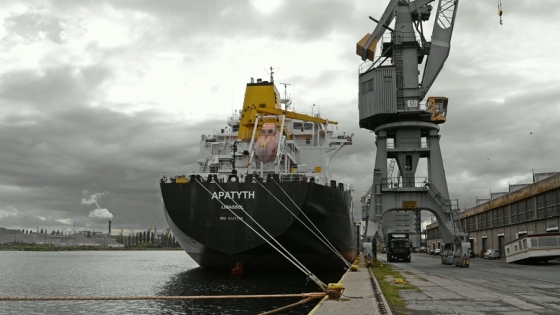 Unibaltic carries oil from the Lotos platform 
The Szczecin-based ship-owner has signed a long-term contract with a member of a well-known oil concern.    It has also added an oil tanker to its fleet.
The tanker called Apatyth was placed into service on 28 September to collect and transport oil from oil rigs located 68 km from Hel and owned by Lotos Pertobaltic.  Arkadiusz Wójcik, the chairman of Unibaltic, explains that Lotos has just begun drilling a new oil deposit on the bed of the Baltic sea.  
“We selected the tanker referring to the expectations of our contractor and we hope that it will work with Lotos Petrobaltic as long as oil is extracted from that deposit. We have signed a long-term contract. In line with the company’s new development strategy , we intend to focus on offshore oil extracting ,” says Arkadiusz Wójcik.
Apatyth is eleven years old. It was produced in Croatia and has the load-bearing capacity of 24 thousand tons.  It is an ice class vessel, so it will be able to navigate in the South Baltic area. Apatyth is the eleventh ship in Unibaltic’s fleet and the company’s third and largest purchase this year.  “In terms of load-bearing capacity, Apatyth constitutes 50% of our entire fleet,” observes Arkadiusz Wójcik.  
The majority of Unibaltic ships are chemical tankers that navigate in the Baltic and North Sea, and are used among others, to fulfil the contracts with Grupa Azoty.  The Company also owns two bulk carriers which travel on the routes joining European ports. 
Unibaltic has been in existence since 2003 and it is engaged in sea freight of bulk and liquid products.  The company’s head office is located at ul. Tama Pomorzańska in Szczecin. A branch of Unibaltic was also established in Gdynia in 2005 /fot.: Unibaltic / 