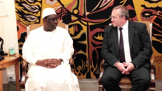 Prezydent Republiki Senegalu Macky Sall rozmaiw az Krzysztofem Jałosińskim,  prezesem Grupy Azoty Zakłady Chemiczne Police 